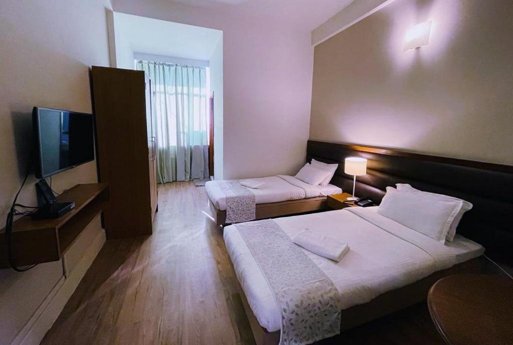 Hotel Tragopan Dimāpur Exterior foto